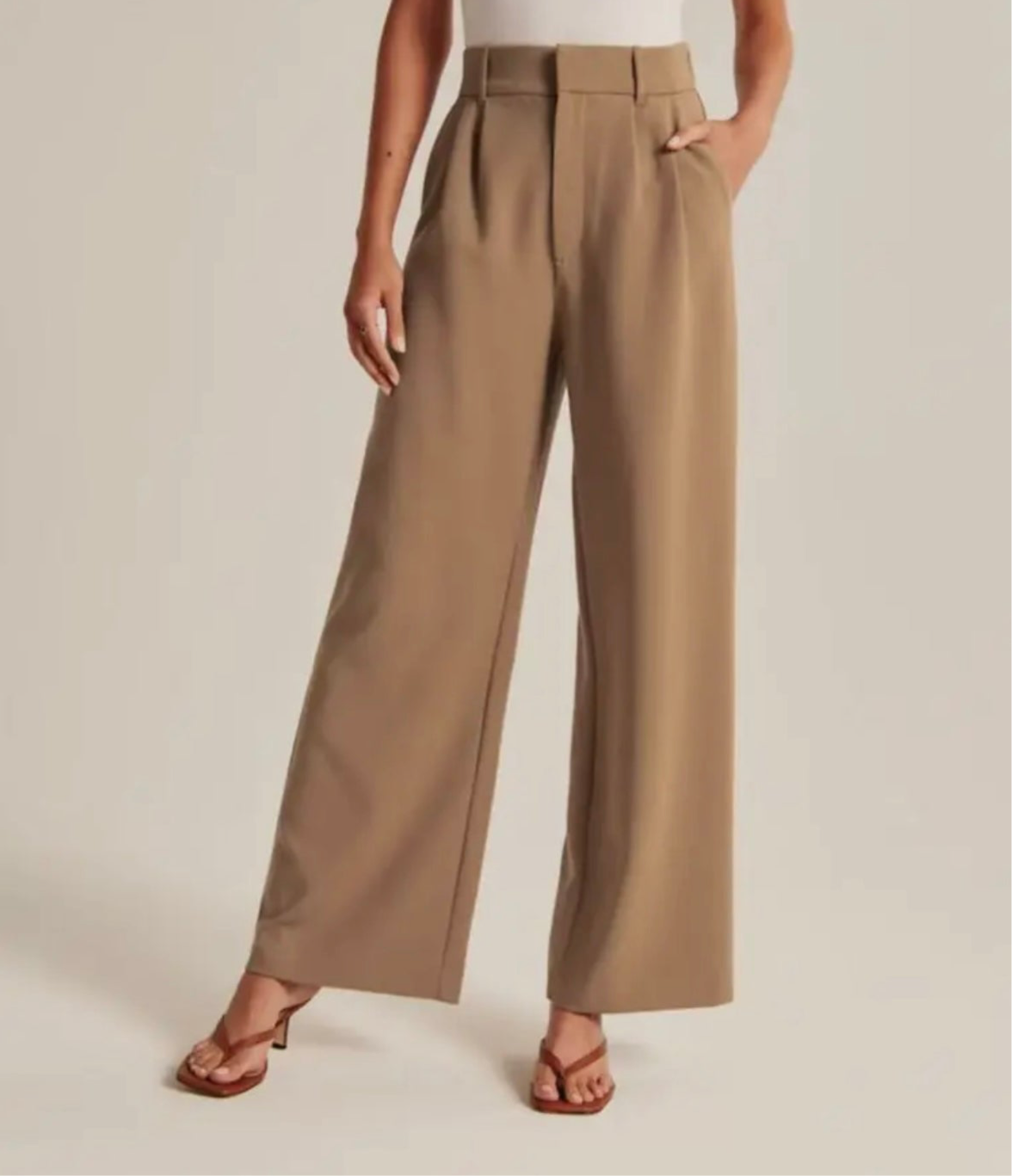 Delancey Women High-Waisted Khaki Trousers