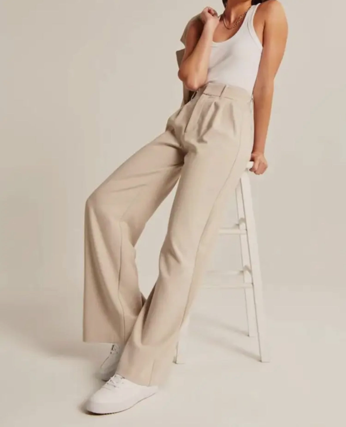 Delancey Women High-Waisted Khaki Trousers